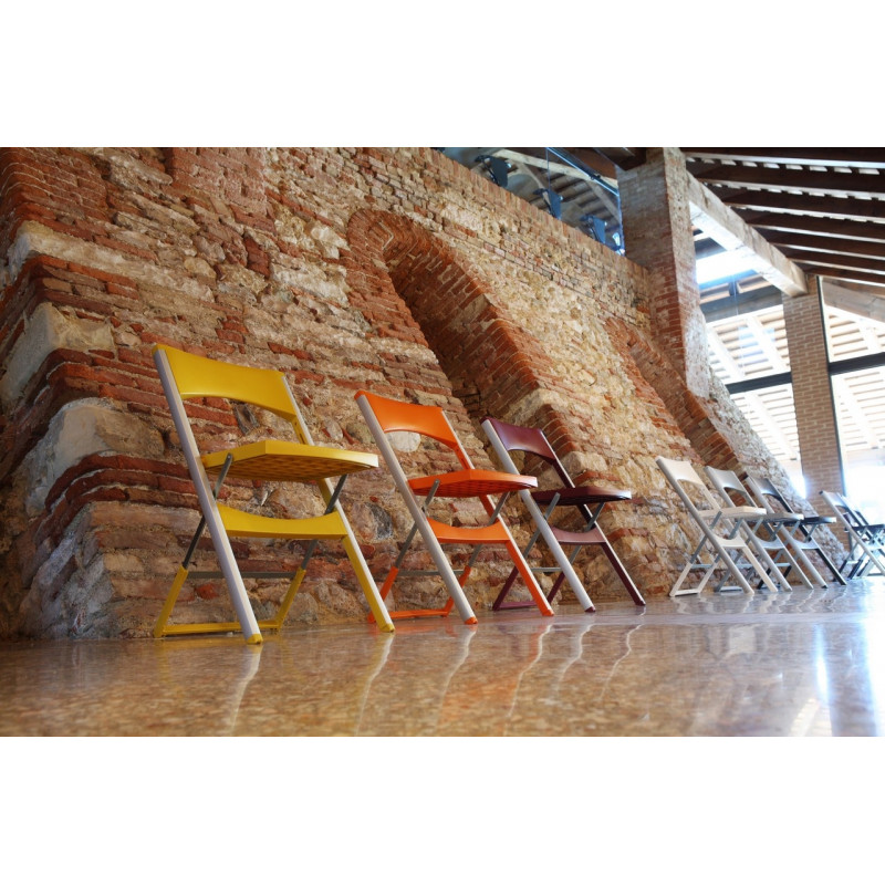 CHAISE PLIANTE COMPACT