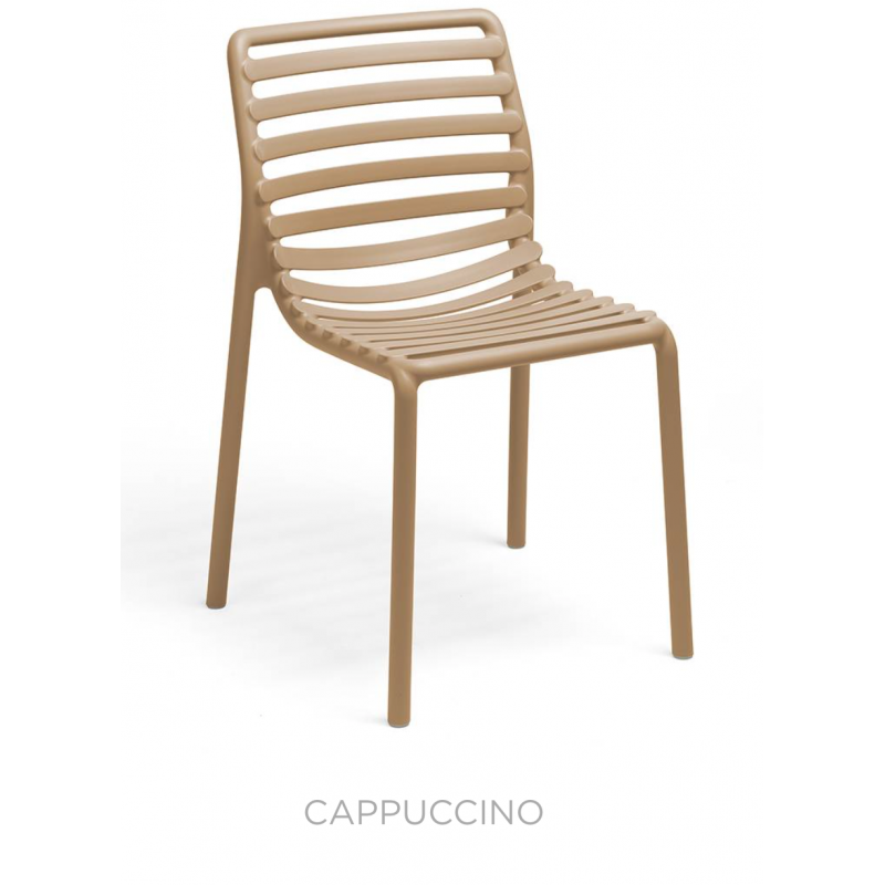 CHAISE MODERNE D'EXTERIEUR EN POLYPROPYLÈNE MARRON DOGA EMPILABLE