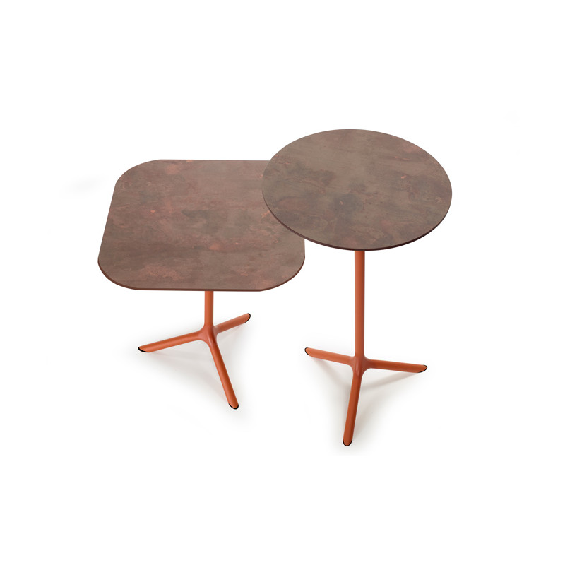 Petite Table Carrée Angle Arrondis TRIPÉ - Le Chaisier