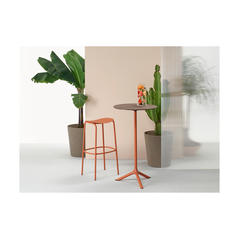 Mange Debout Contemporain TRIPÉ de Terrasse - Le Chaisier