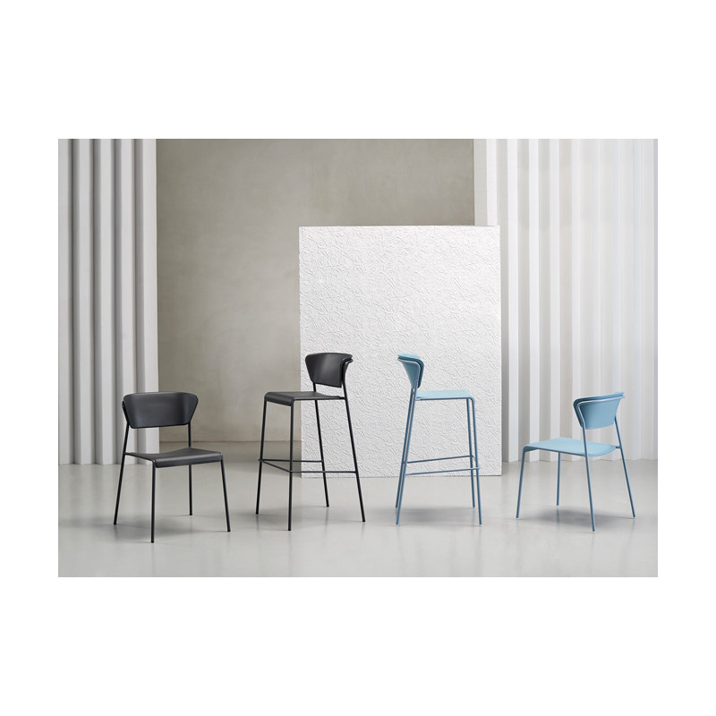 Chaise Empilable Contemporaine LISA en Technopolymère - Le Chaisier
