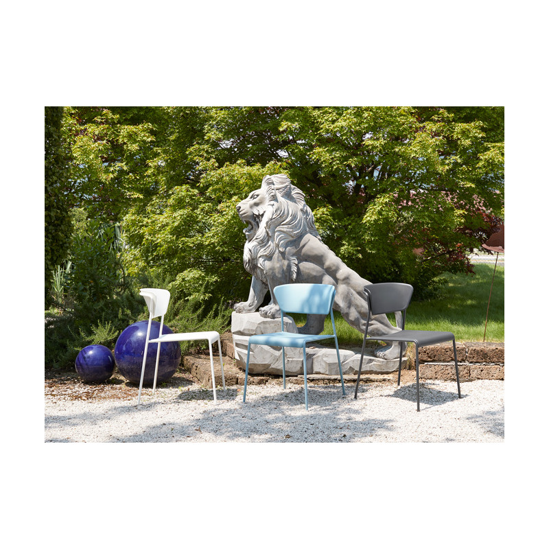 Chaise Empilable Contemporaine LISA en Technopolymère - Le Chaisier