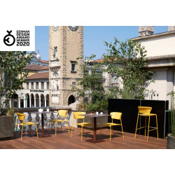 Chaise Empilable Contemporaine LISA en Technopolymère - Le Chaisier