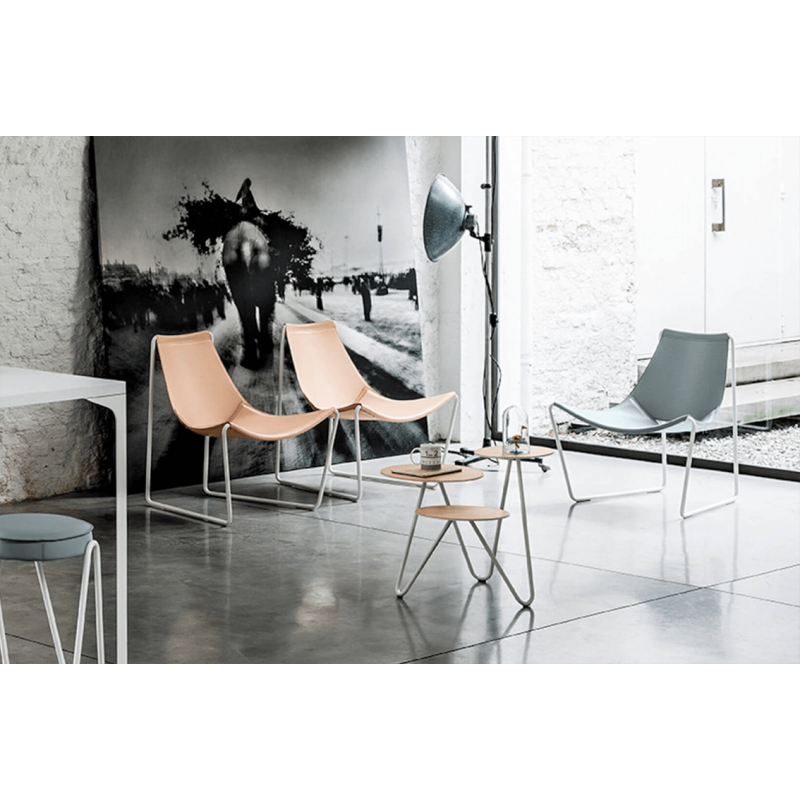 SIÈGE LOUNGE DESIGN EN CUIRE ET MÉTAL APELLE