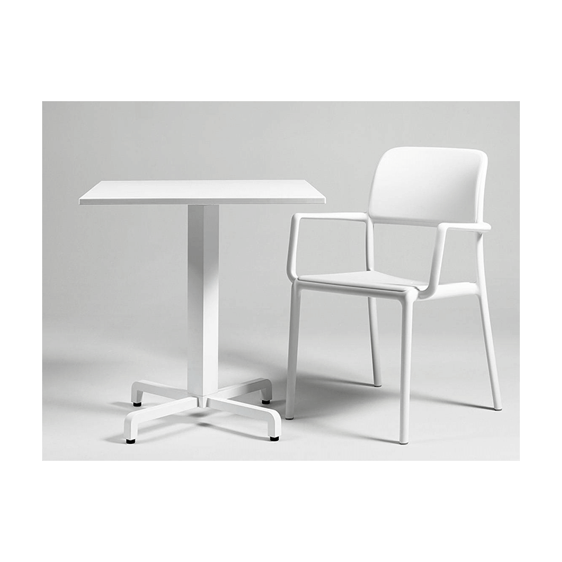 FAUTEUIL DE JARDIN EN POLYPROPYLÈNE EMPILABLE RIVA