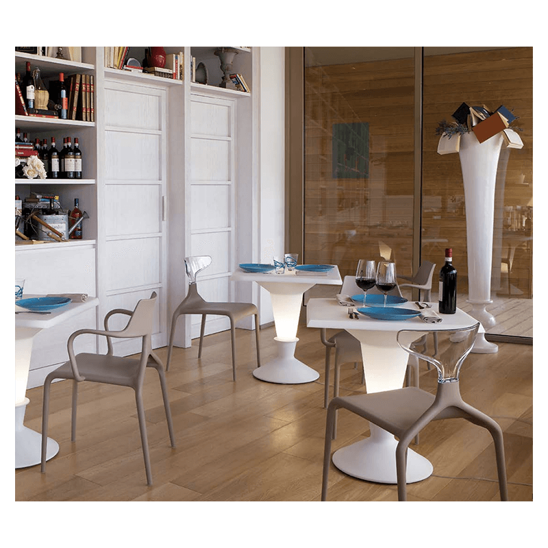 CHAISE CONTEMPORAINE PUNK EN POLYCARBONATE