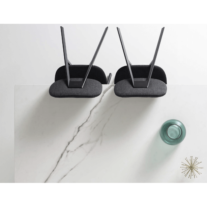 CHAISE VINTAGE EN TISSU ET MÉTAL TATA 1