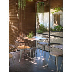 TABLE CARRÉE INDUSTRIELLE EN BOIS ET MÉTAL GAUDI