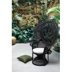 FAUTEUIL EN ROTIN STYLE EMMANUELLE PEACOCK