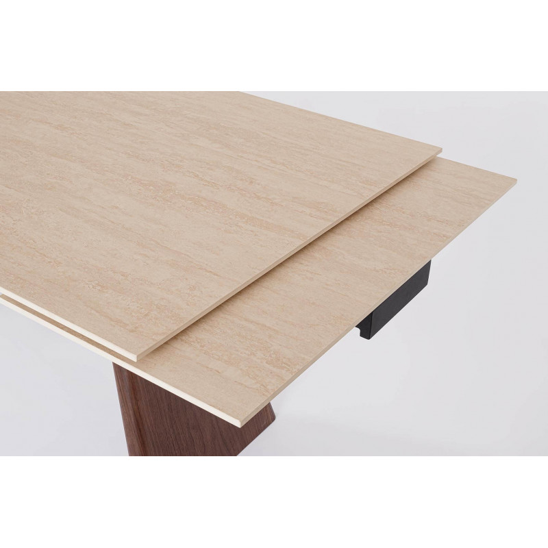 TABLE CÉRAMIQUE EXTENSIBLE EN TRAVERTIN ET NOYER MAIKKI